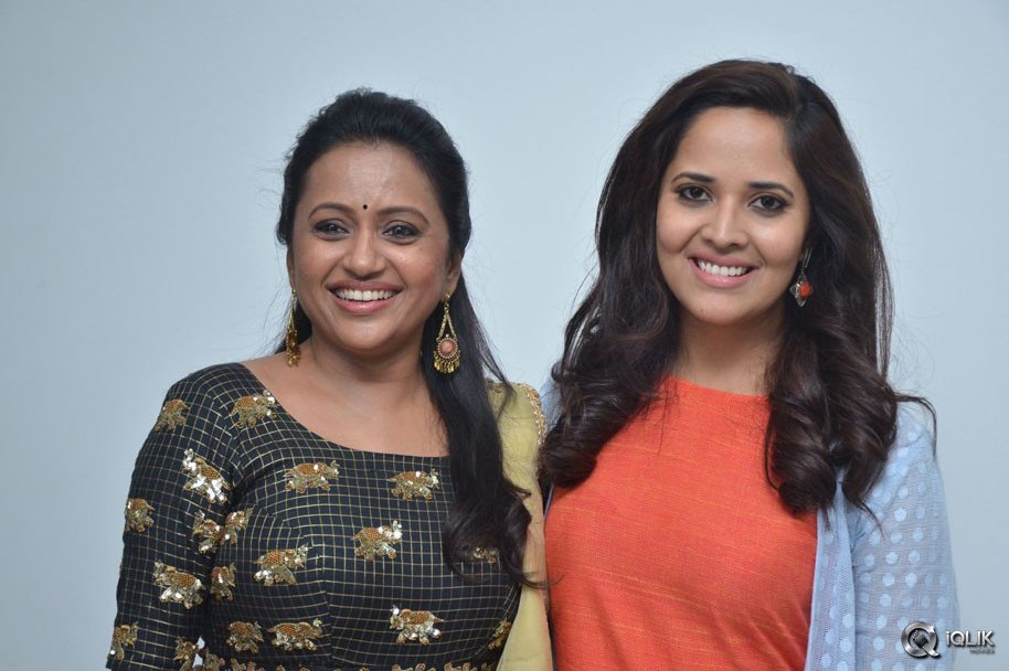 Suma-and-Anasuya-Press-Meet-about-Winner-Movie